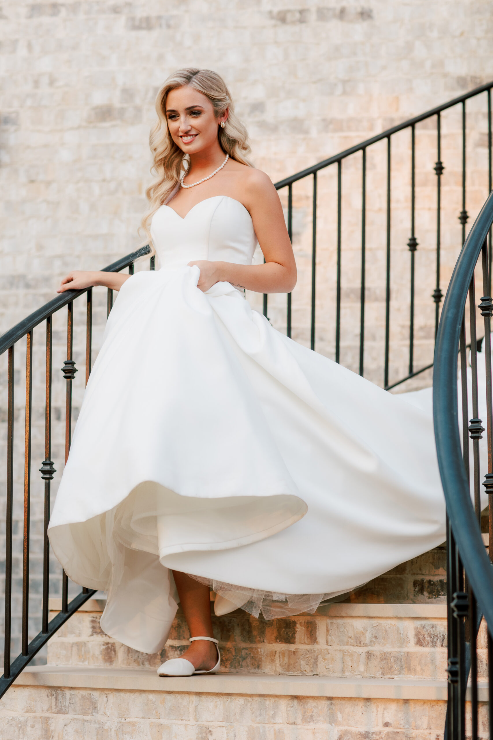 Fort Worth wedding venue with garden wedding ceremony, elegant indoor receptions