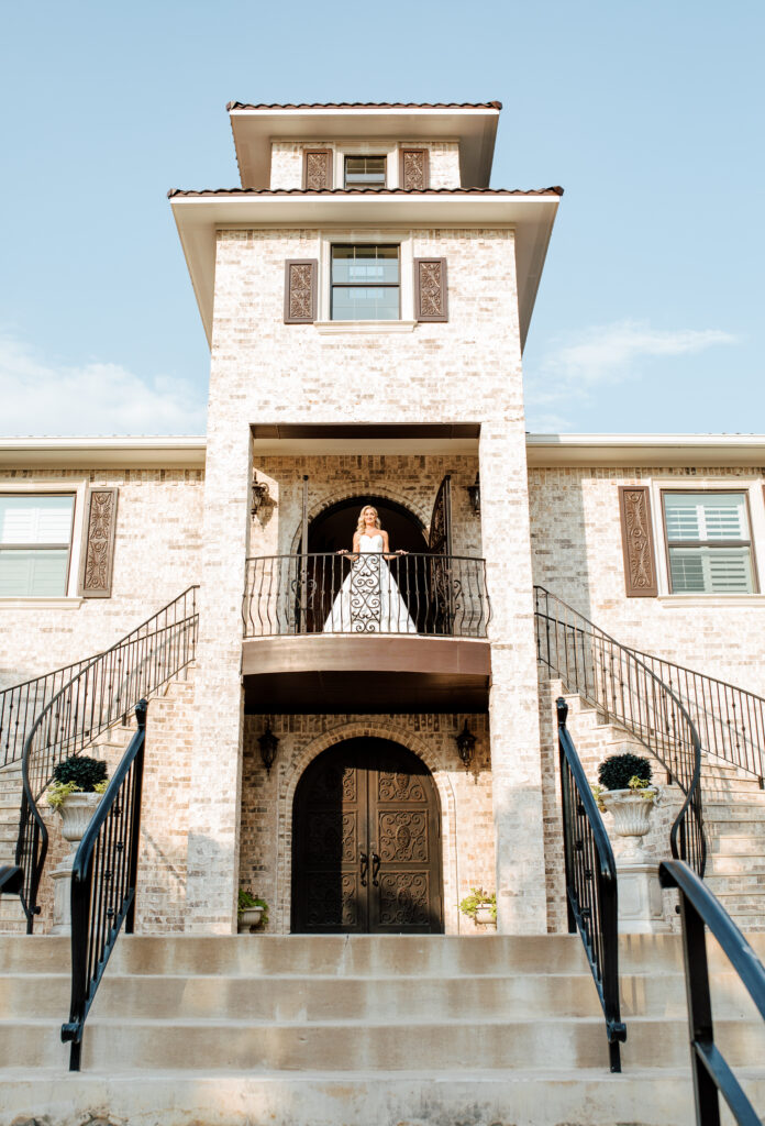 Fort Worth wedding venue, DFW Wedding Venue, Luxury Wedding Venue, Texas Wedding Venue, elegant wedding venue outdoor wedding ceremony, wedding reception space