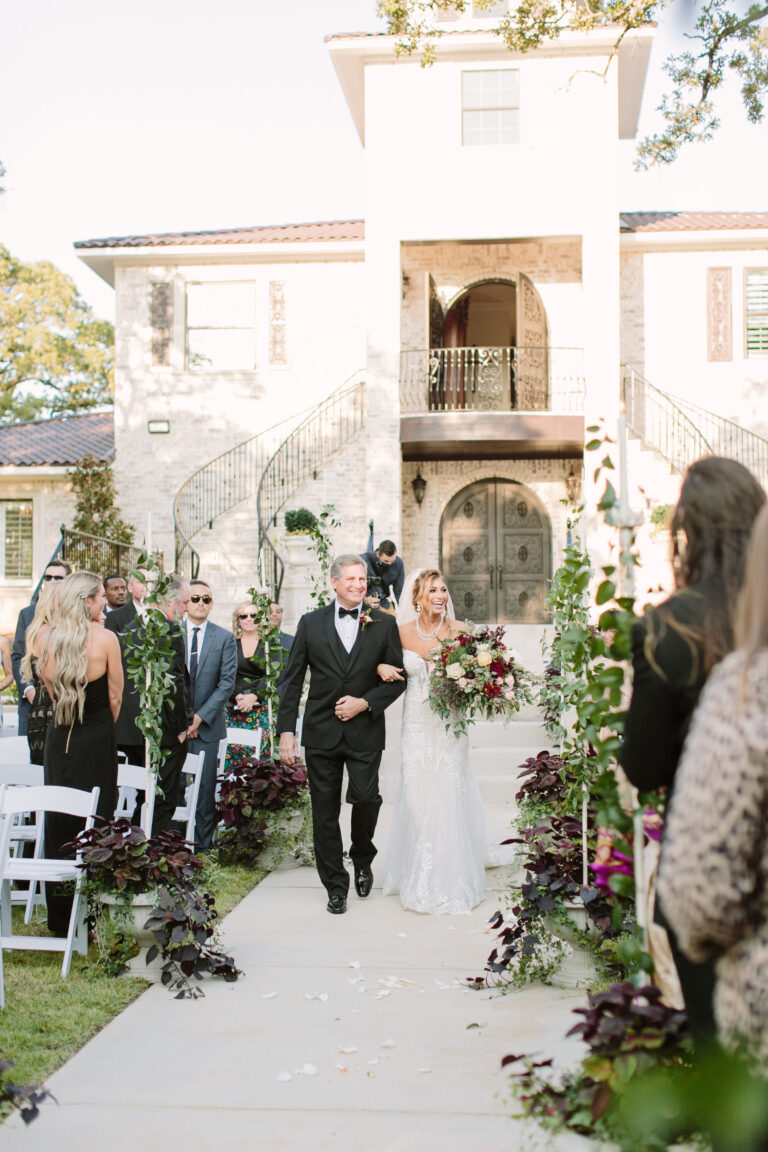 20 Ways to Include Your Grandparents in Your Wedding