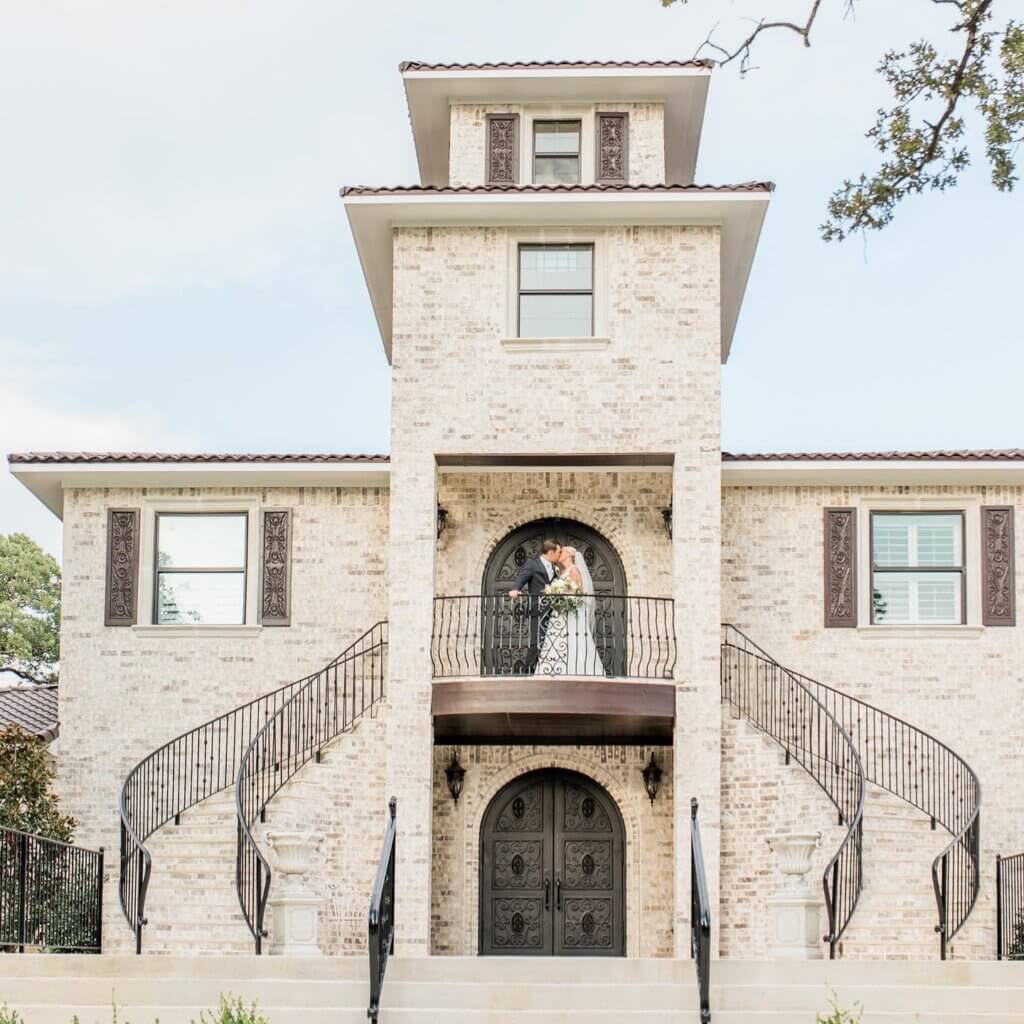 Things to Do in Fort Worth: Outdoor Dining Restaurants Downtown