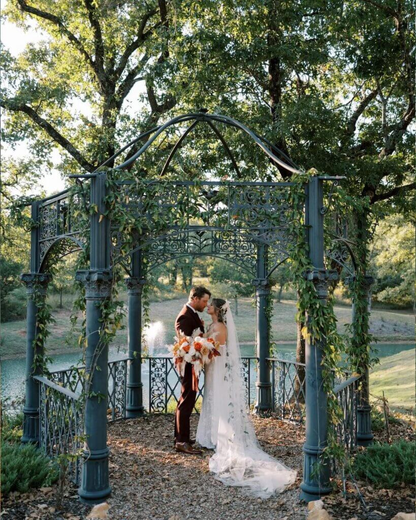 25 Most Romantic Places to Propose in Texas