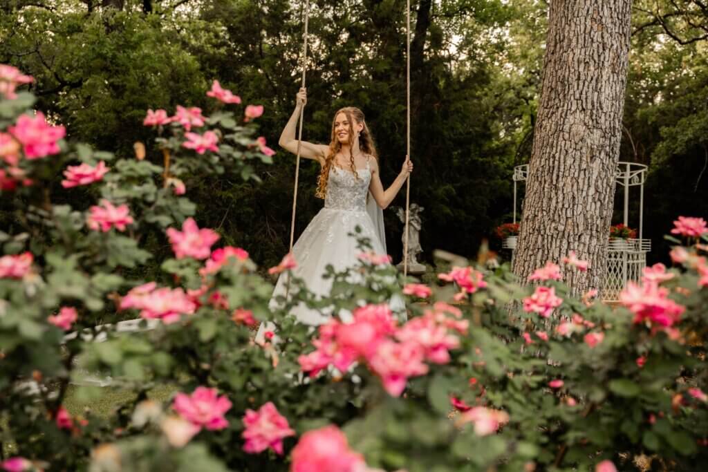 Spring Wedding Flowers for Texas including Peony, Tulip, Daffodil, Cherry Blossom, Hyacinth, Lilac, Ranunculus, Anemone and Fresia