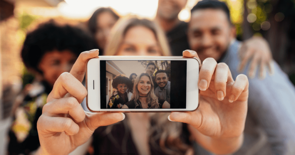 How to Choose a Wedding Content Creator